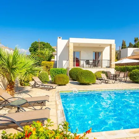 Felice Villa